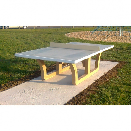 Tables ping-pong en béton.jpg